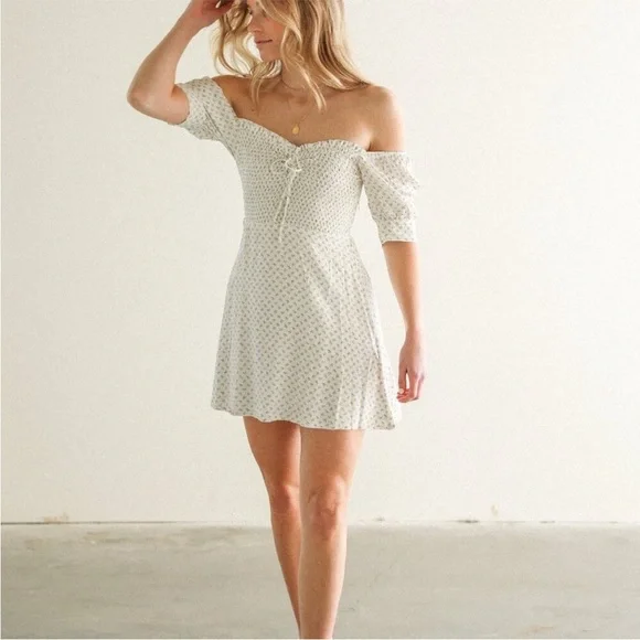 NWOT FAITHFULL THE BRAND Dulcia Smocked Bodice Mini Dress Size 4 - Picture 2 of 16